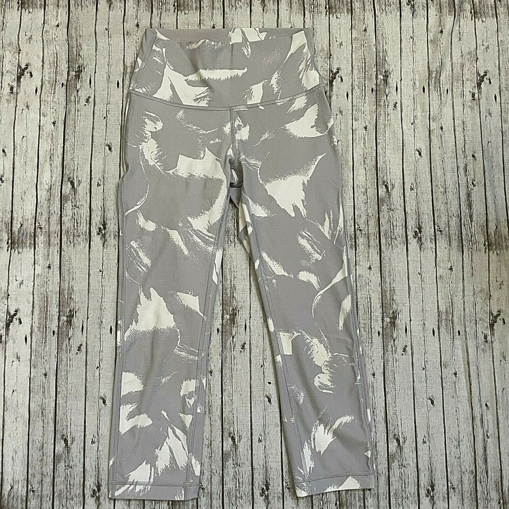 Lululemon Wunder Under Leggings 20" Luxtreme Flower Pop White Silver Lilac Sz 4
